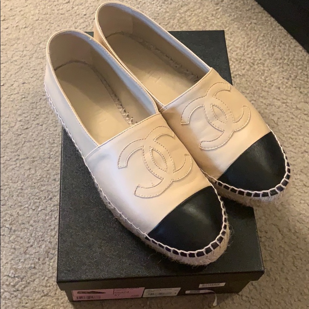 Chanel espadrille